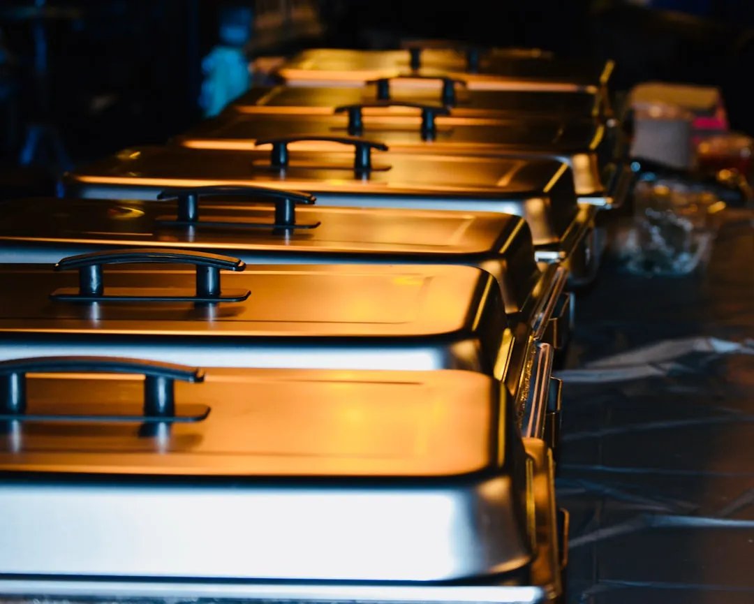 重庆道之源太阳能光伏板产品技术参数与性能对比分析