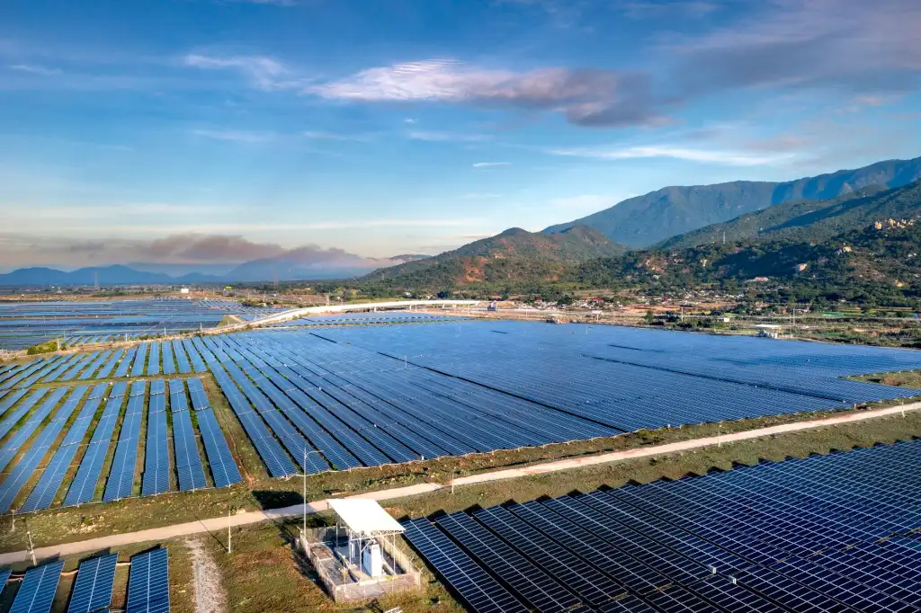 西南地区太阳能路灯项目设计要点与光伏组件选型指南正文配图 1